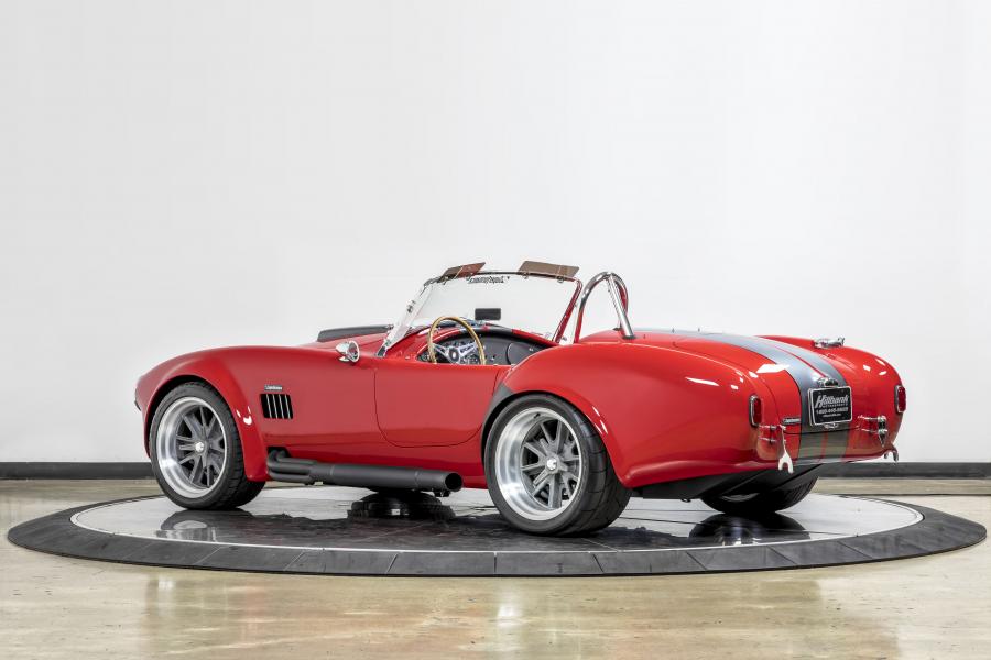  AC Cobra 6 by Superformance 2019 года  (фото 17 из 33)